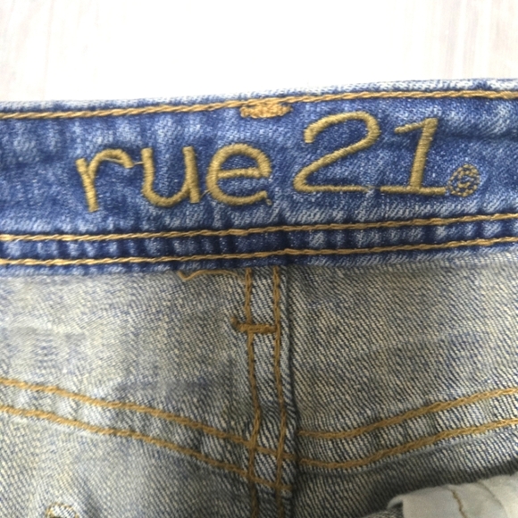 RUE 21 WOMENS JEANS SKIRT SIZE 9/10 - Picture 9 of 14